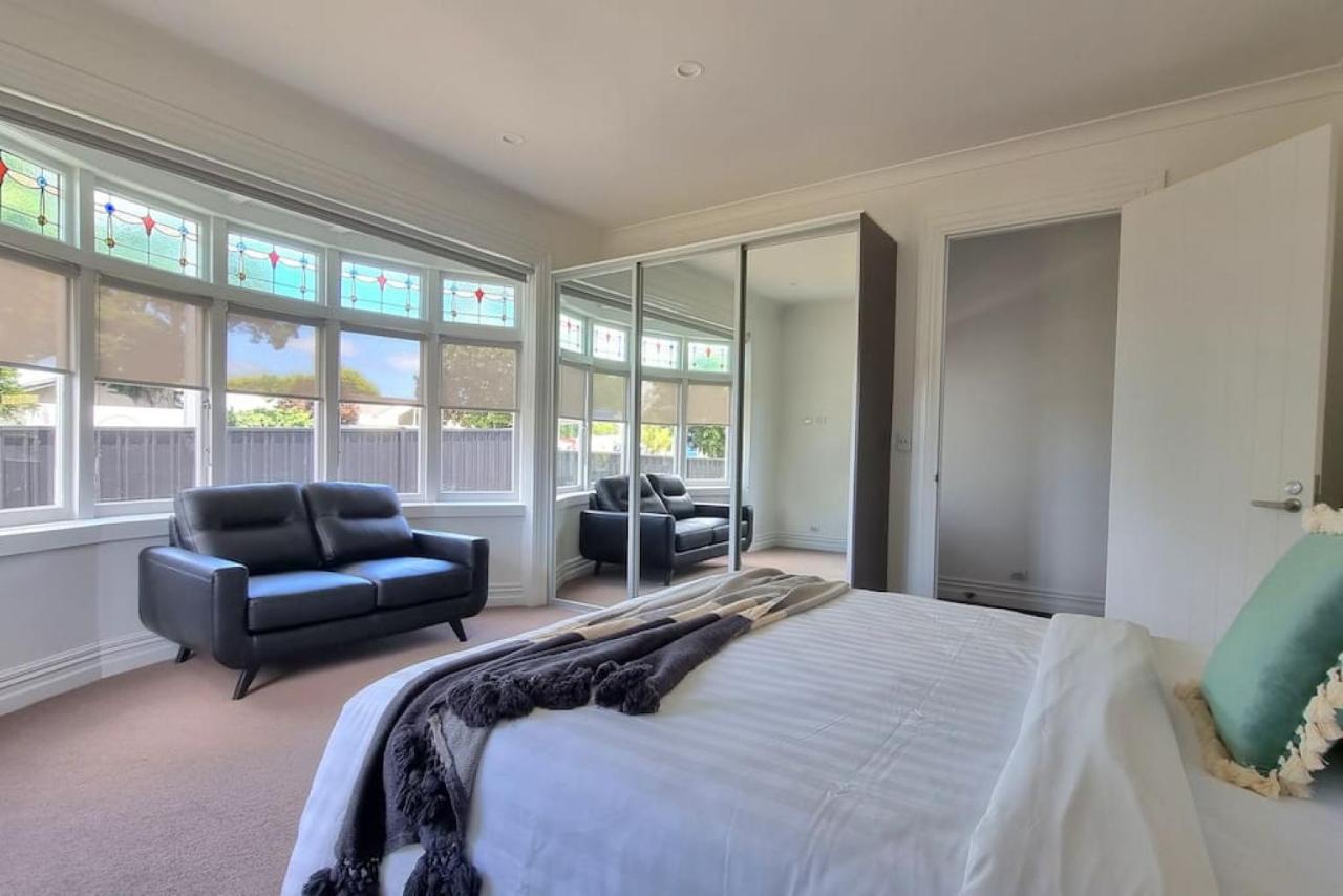 Central Auckland 5-Bedroom Villa With Free Parking Exterior photo