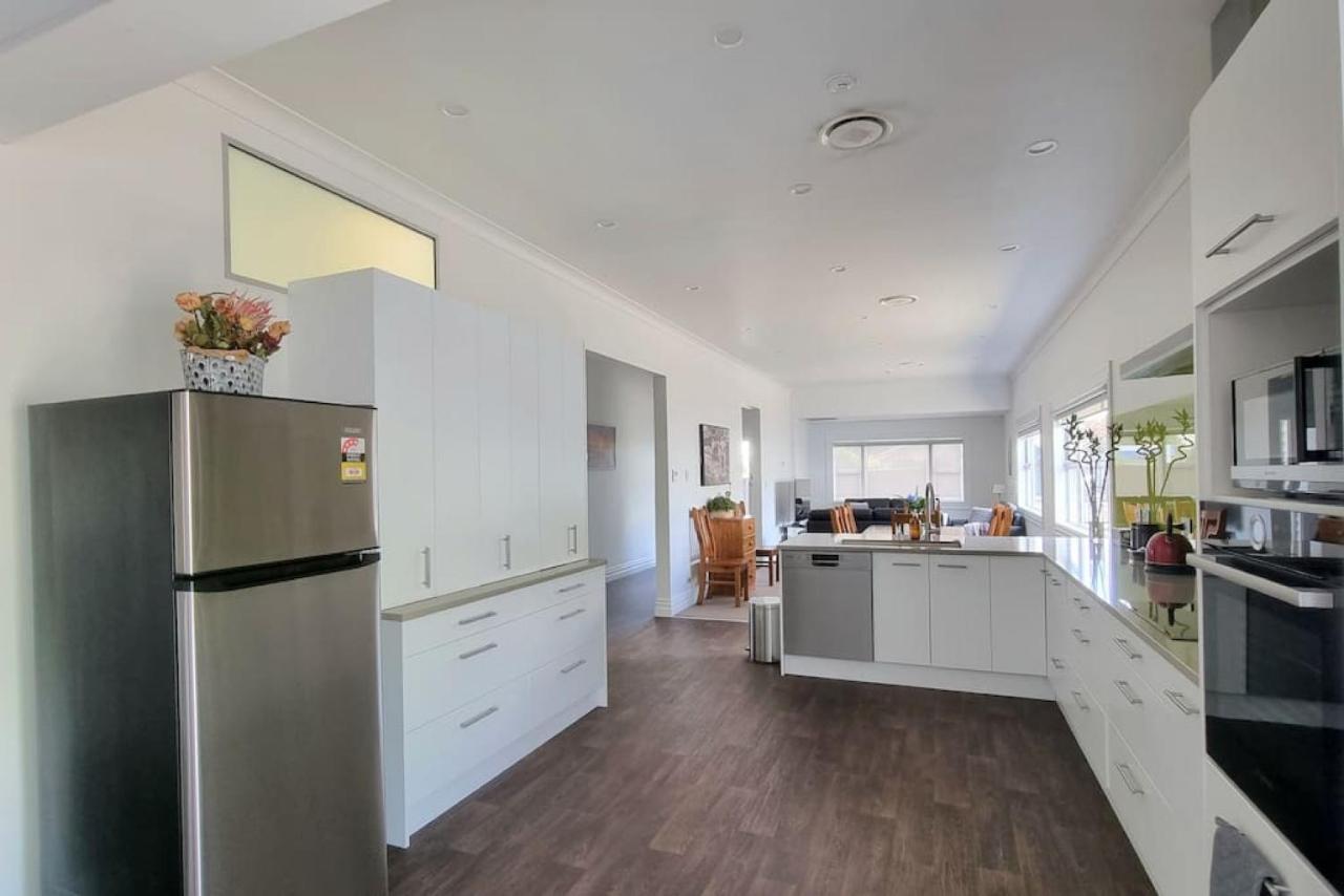 Central Auckland 5-Bedroom Villa With Free Parking Exterior photo