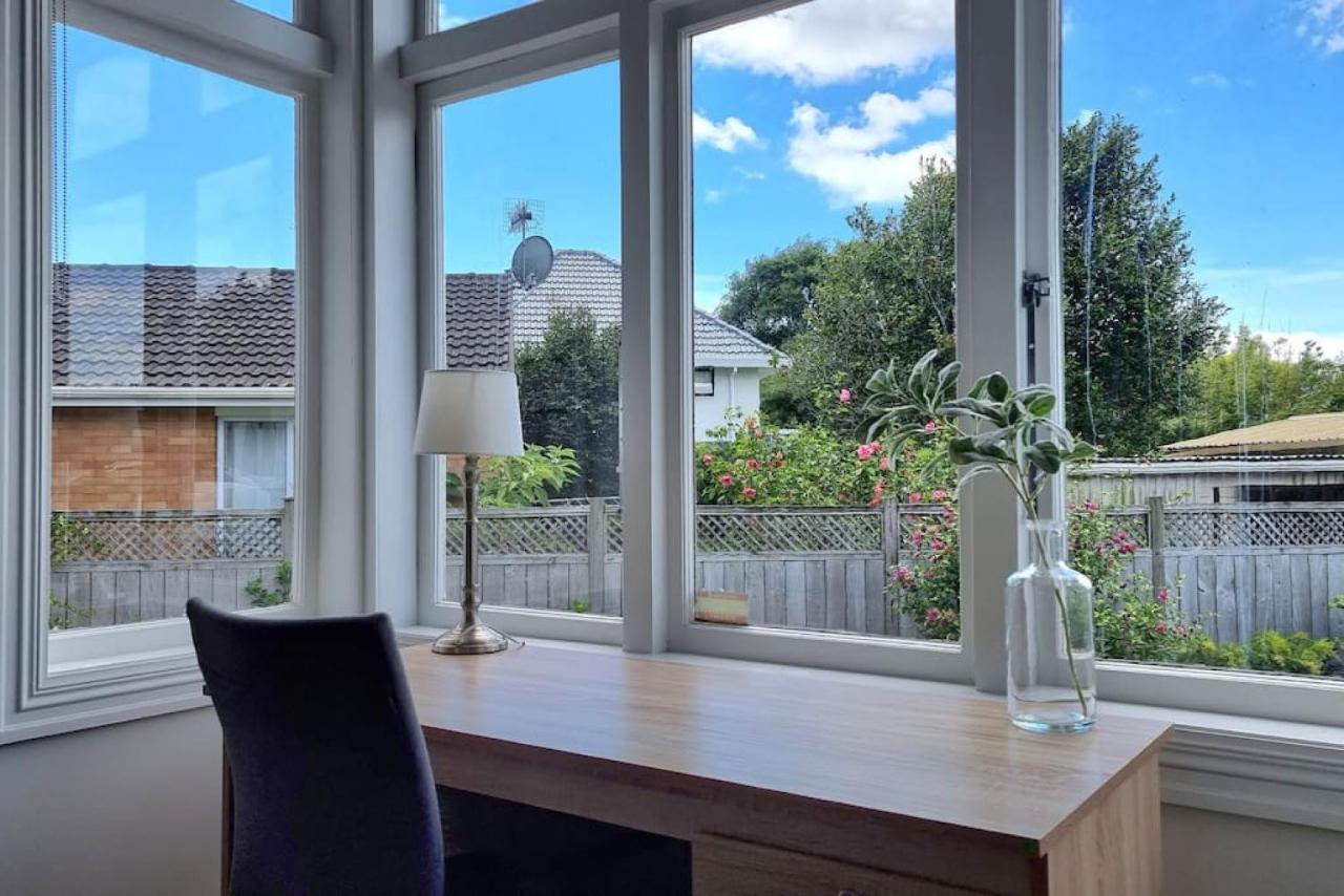 Central Auckland 5-Bedroom Villa With Free Parking Exterior photo